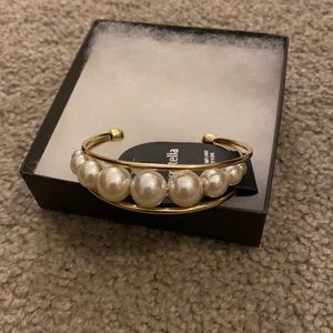 Pearl Bangle Bracelet